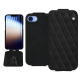 レザーケース Apple iPhone 16e - Negre poudro - Couture ( Pantone #111212 )