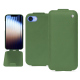 Housse cuir Apple iPhone 16e - Vert Veggie ( Pantone #68724d ) 