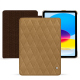 Capa em pele Apple iPad - Sable vintage - Couture ( Pantone #9b7340 ) 