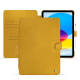 Apple iPad leather case - Jaune soulèu ( Pantone #F3B934 )