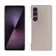 Custodia in pelle Sony Xperia 1 VII - Taupe innocent ( Pantone #d6d2c4 ) 
