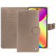 Funda de piel para cartera Google Pixel 10 - Taupe vintage ( Pantone #bda790 ) 