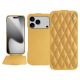 Apple iPhone 17 Pro leather case - Or Maïa - Couture ( Pantone 871C ) 