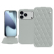 Capa em pele Apple iPhone 17 Pro Max - Gris - Couture ( Nappa - Pantone #c1c6c8 ) 