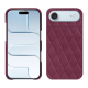 Capa em pele Apple iPhone 17 Air - Prune vintage - Couture ( Pantone #612434 ) 