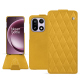 OnePlus 15 leather case - Jaune soulèu - Couture ( Pantone #F3B934 )