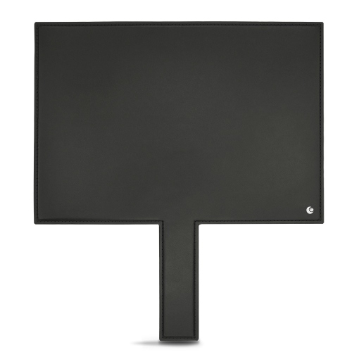                                                                                                                     Panel de recepción del aeropuerto
                                                                                                              