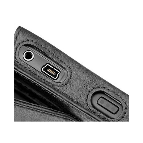                                                         Funda de piel BlackBerry Curve 8300 
                                                      