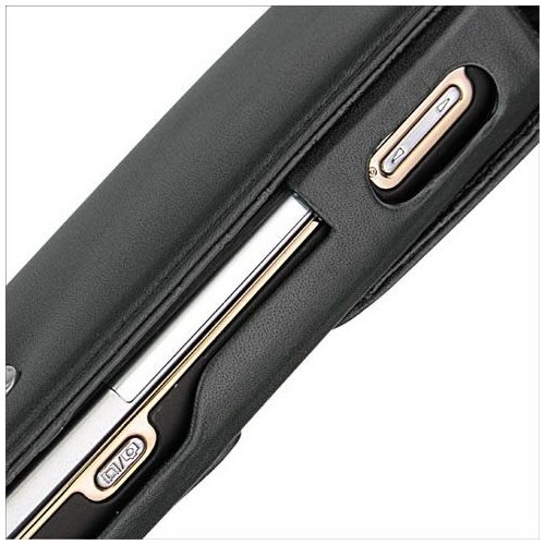                                                         Custodia in pelle Sony Ericsson W705 - W715 
                                                      