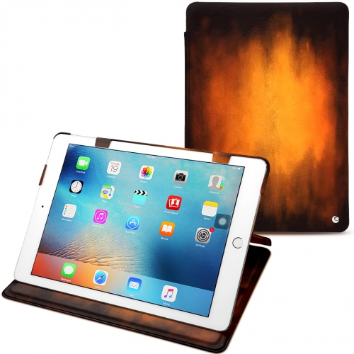Apple iPad 9.7' (2017) leather caseFauve Patine