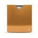 Custodia in pelle Amazon Kindle Oasis (2017) - Or Maïa ( Pantone 871C ) 
