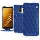 Capa em pele Samsung Galaxy A8+ (2018) - Bleu océan - Couture ( Nappa - Pantone 293C ) 
