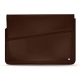 Leather sleeve for 17' laptop - Griffe 1 - Châtaigne ( Pantone 476C ) 