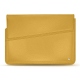 Leather sleeve for 17' laptop - Griffe 1 - Mimosa ( Pantone 141C ) 