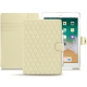Custodia in pelle Apple iPad  9.7" (2018) - Ivoire - Couture ( Sleek P C12 - White ) 