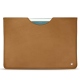 Apple iPad 9.7" (2017) leather pouch - Castan esparciate