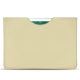Funda de piel Apple iPad 9.7" (2018) - Beige PU