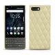 Capa em pele Blackberry Key2 - Beige - Couture ( Nappa - Pantone 7502C ) 