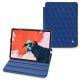 Housse cuir Apple iPad Pro 12.9" (2018) - Bleu océan - Couture ( Nappa - Pantone 293C ) 