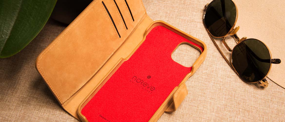 Hand-crafted leather covers and pouches for the Apple iPhone 8 Plus - Noreve